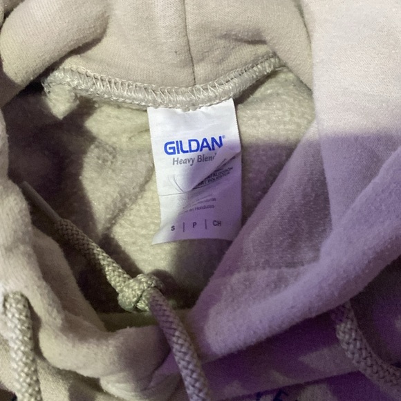 Lake of the woods Ontario Canada small sized Gildan hoodie - Picture 4 of 4